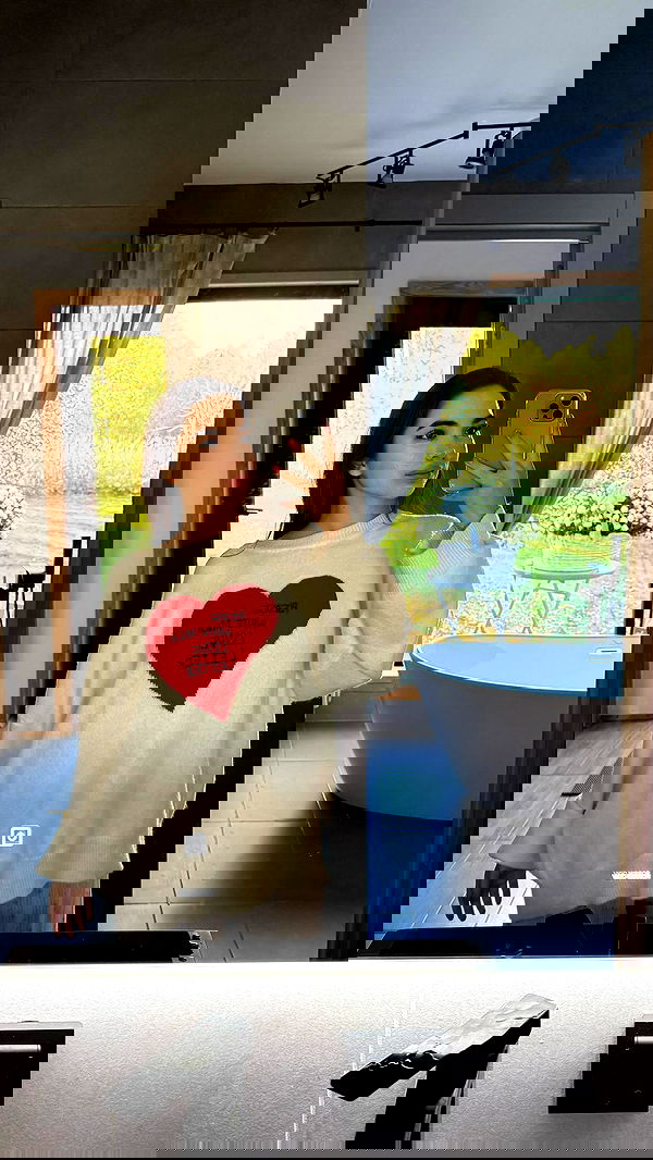 nyityam nyityam archive image