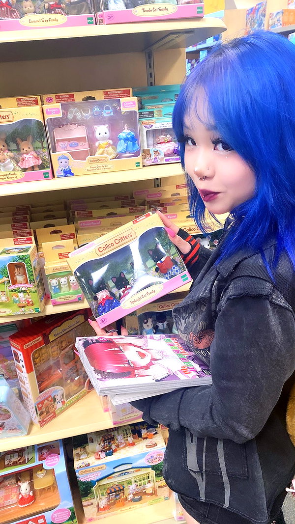 petitekitti instagram image archive image