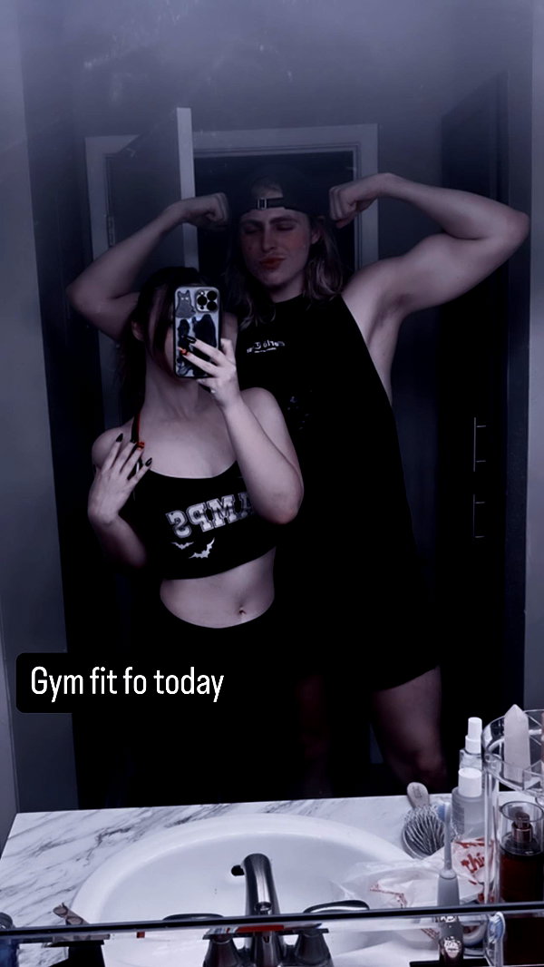 piper.foxx instagram image archive image