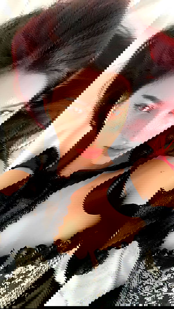 quincymood quincymood archive image