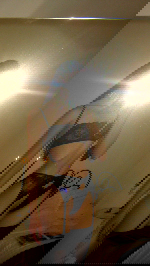 quincymood quincymood archive image