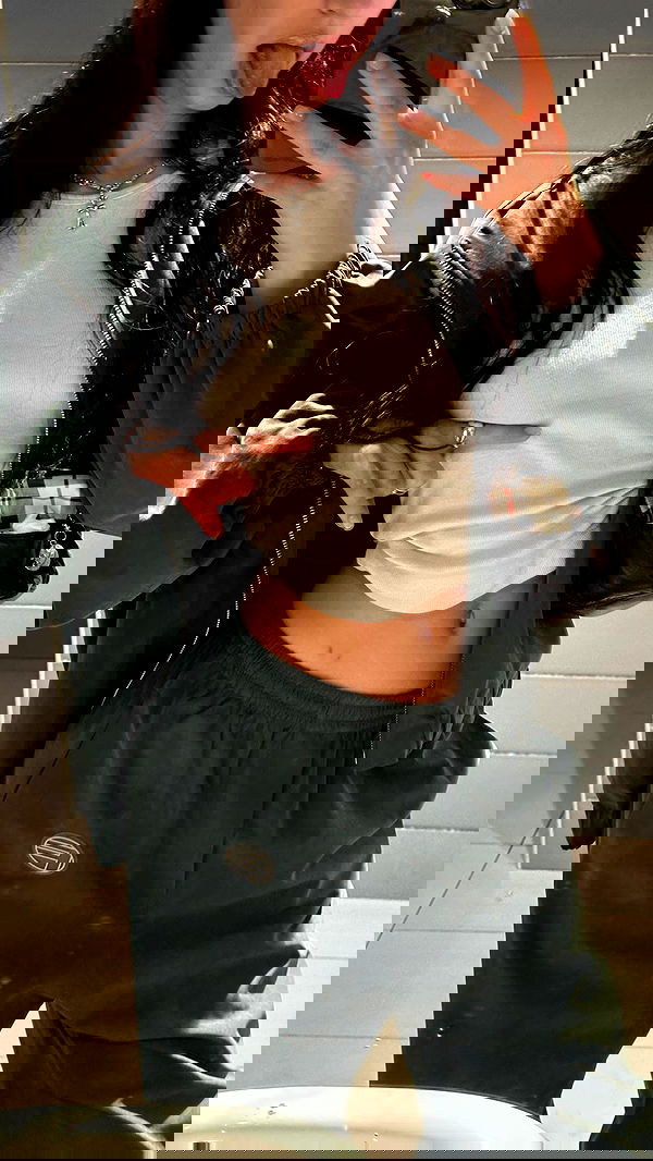 quincymood quincymood archive image