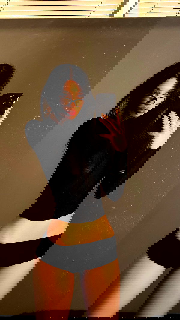 quincymood quincymood archive image