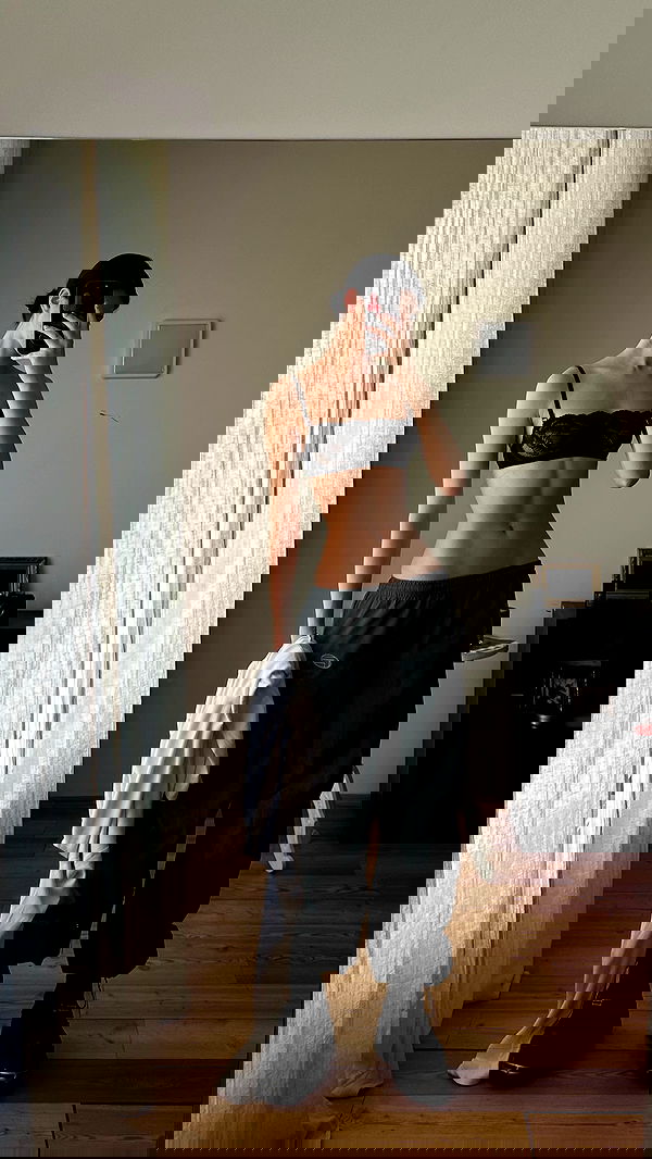 quincymood quincymood archive image