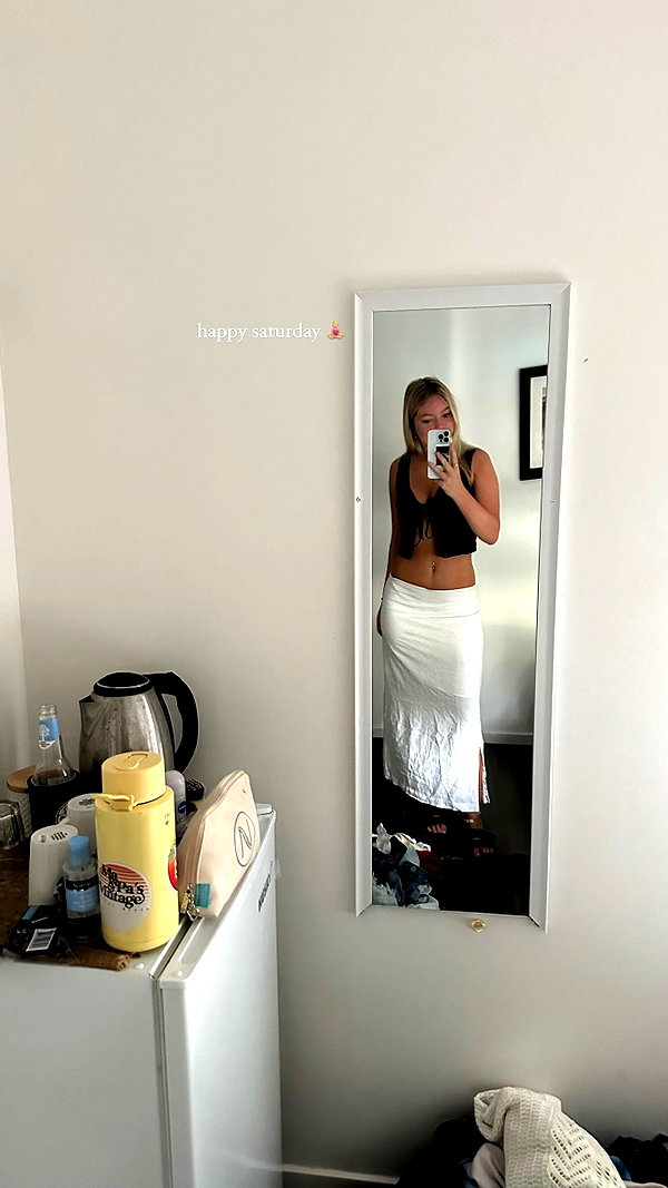 rhiannonmates instagram image archive image