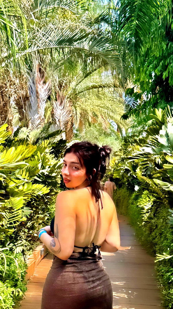 romy_lavi instagram image archive image
