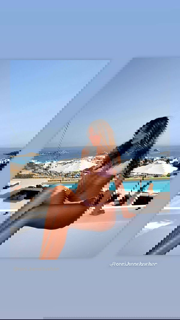 roni.benshushan roni.benshushan archive image