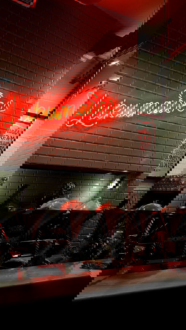 roni.benshushan roni.benshushan archive image