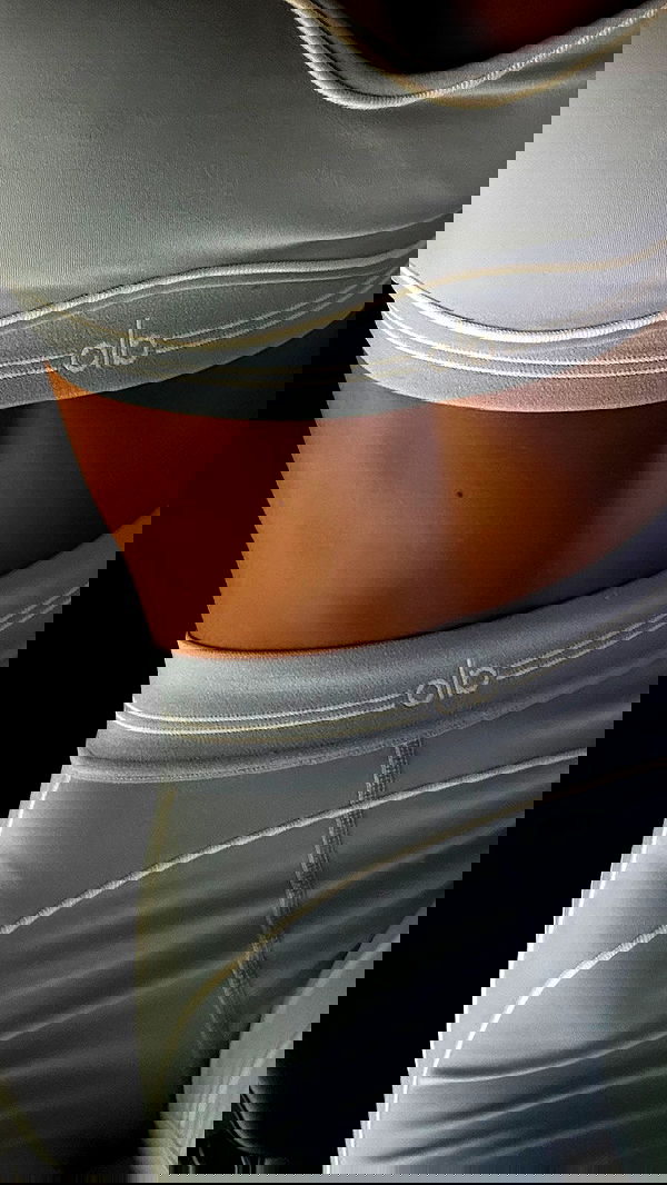 roni.benshushan roni.benshushan archive image