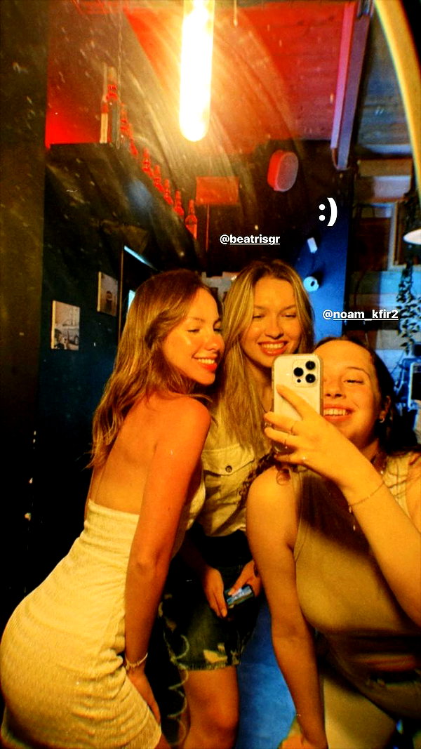 roni_ackerman instagram image archive image