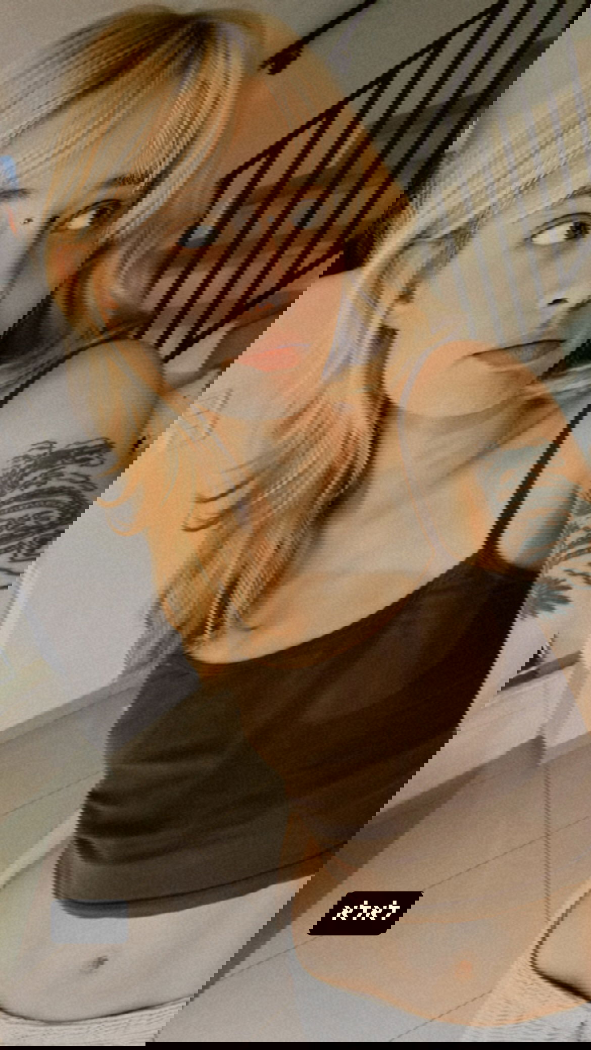 ronyida_ instagram image archive image