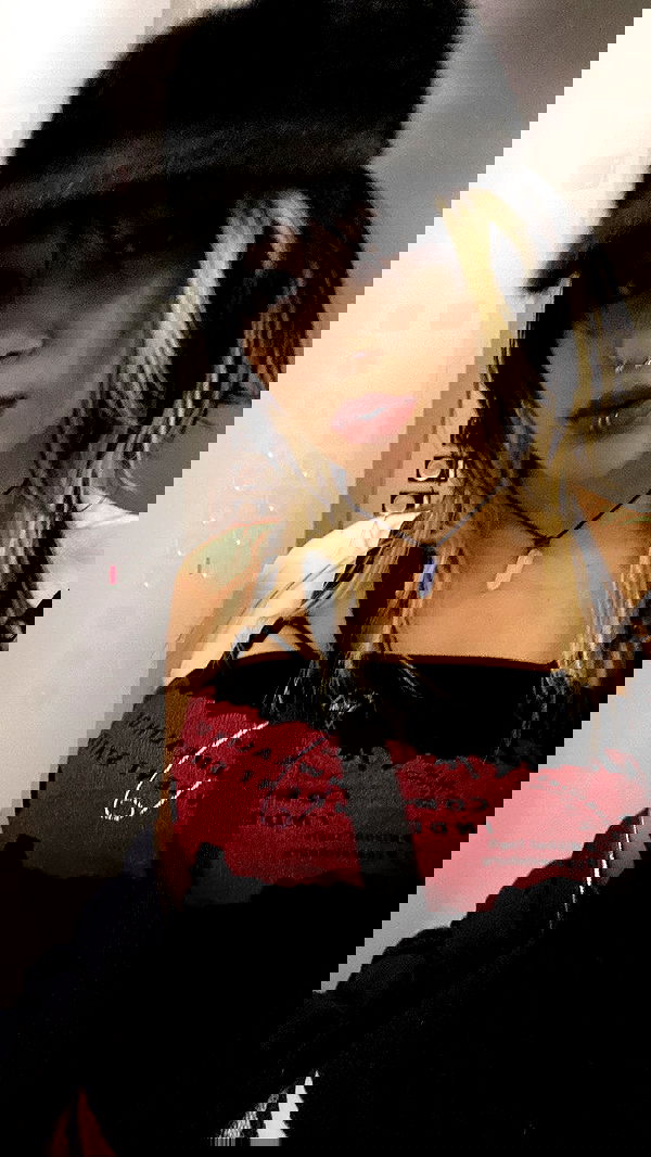 rose_xanne rose_xanne archive image