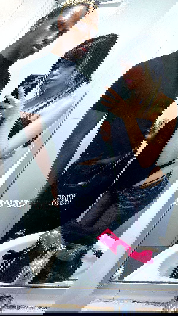 rose_xanne rose_xanne archive image