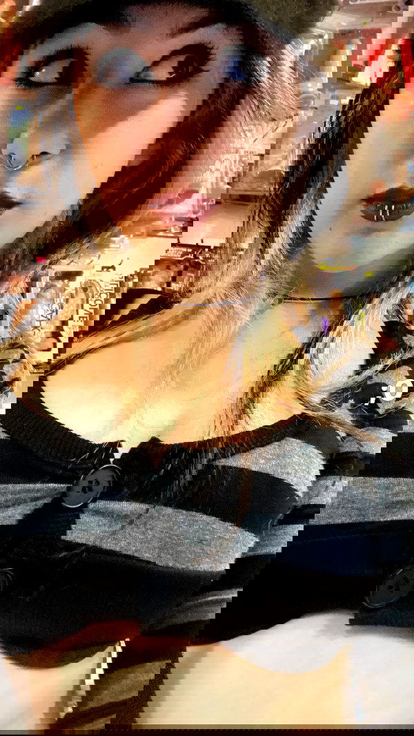 rose_xanne rose_xanne archive image