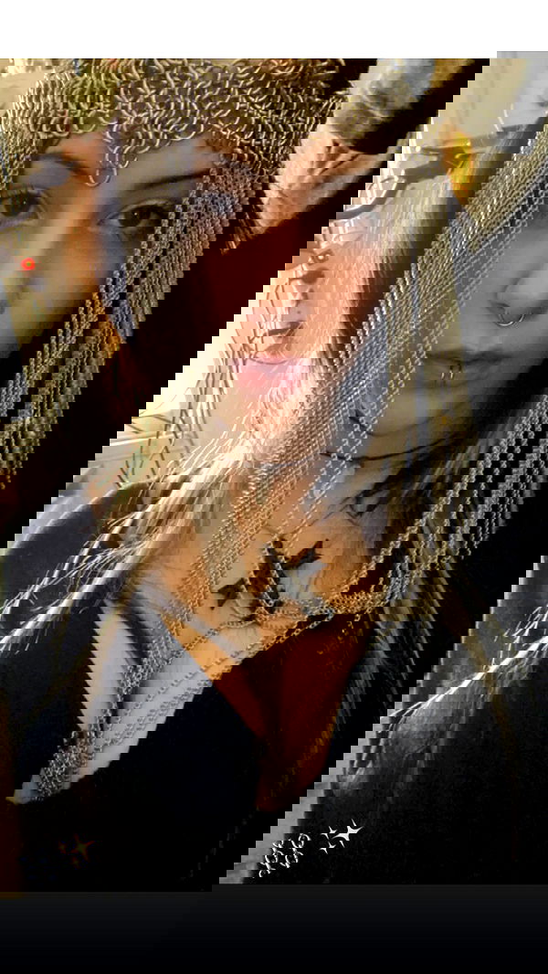 rose_xanne rose_xanne archive image