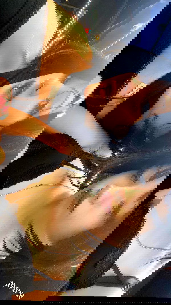 rose_xanne rose_xanne archive image