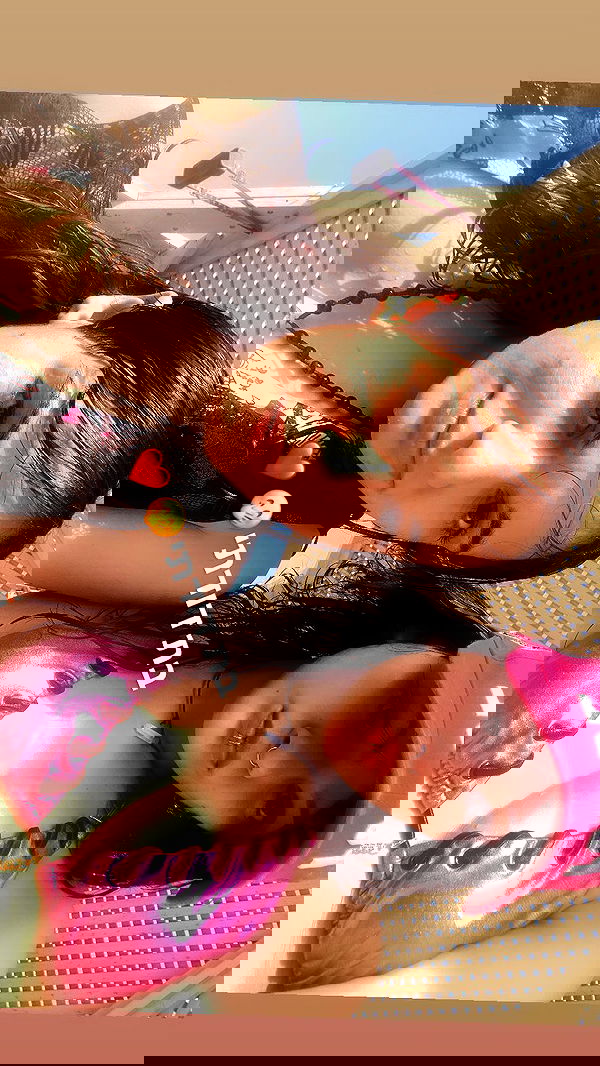 rose_xanne rose_xanne archive image