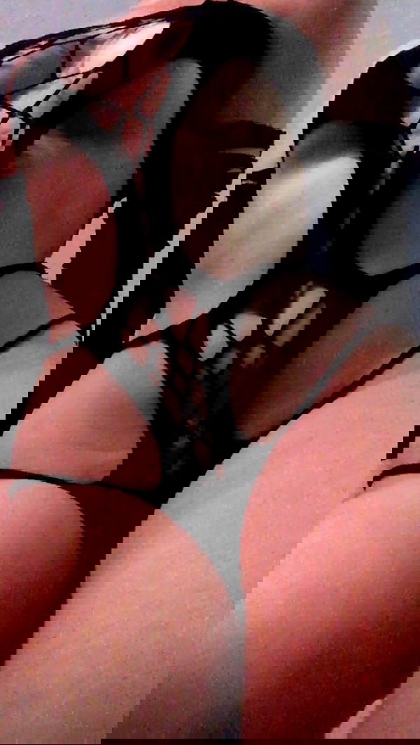 rose_xanne rose_xanne archive image