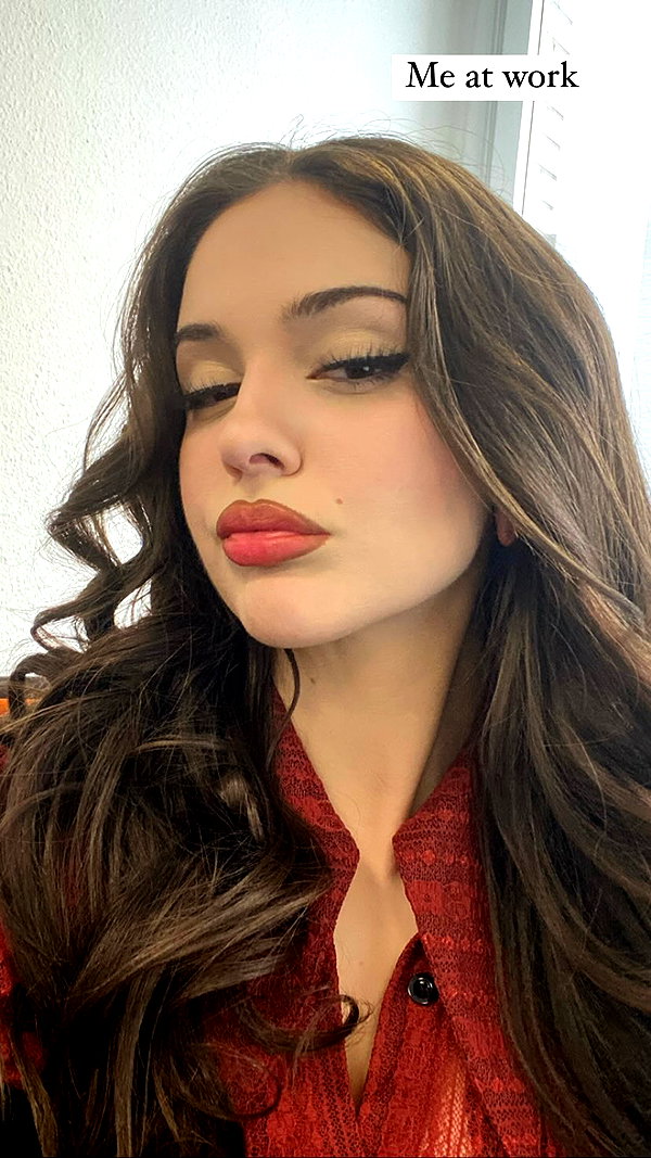 scarlettzofi instagram image archive image