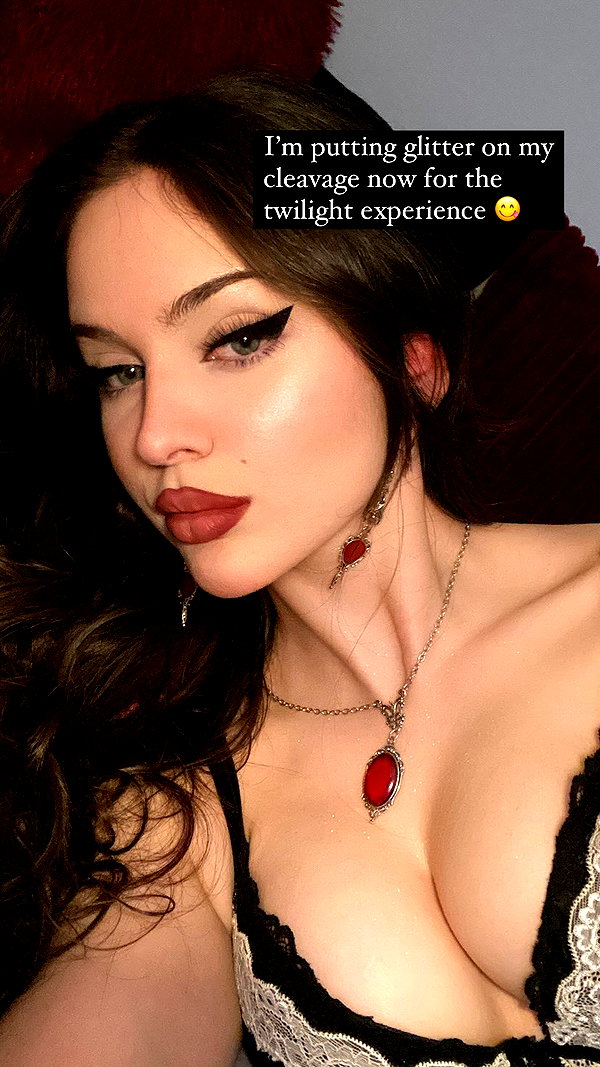 scarlettzofi instagram image archive image