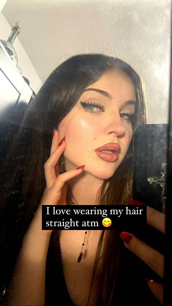 scarlettzofi instagram image archive image