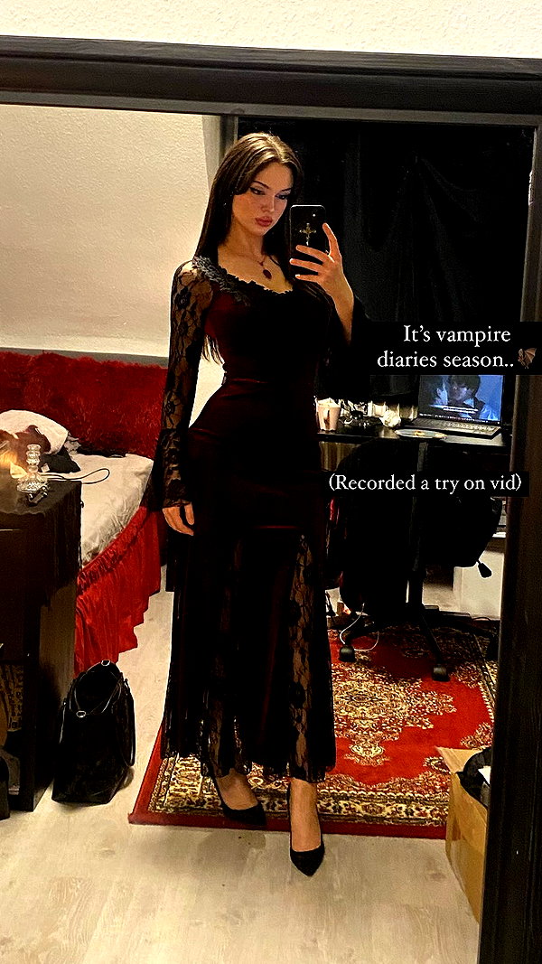 scarlettzofi instagram image archive image