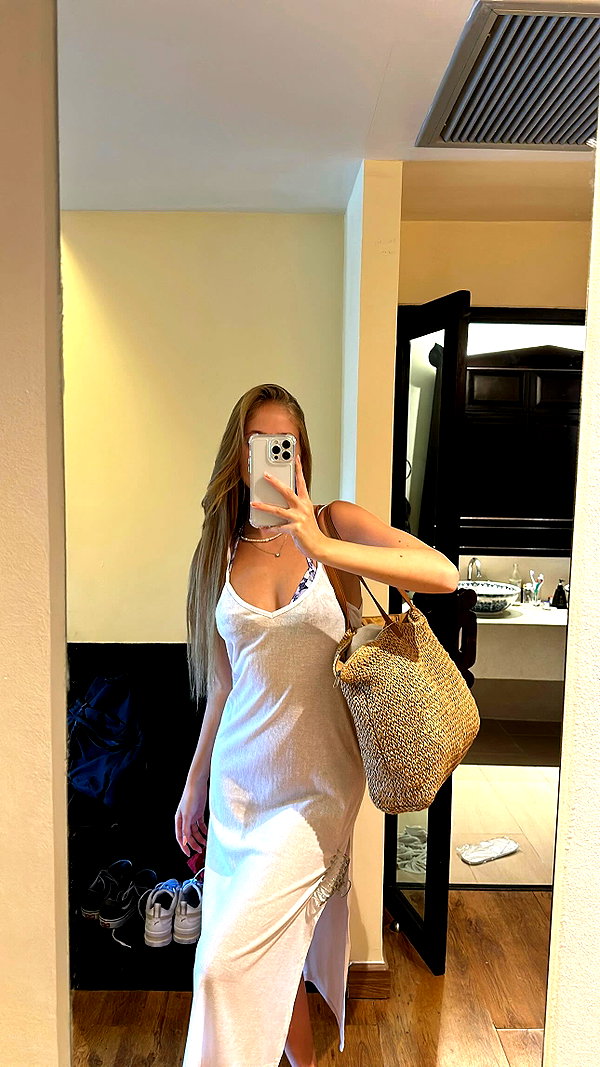 shani.zeltzer instagram image archive image