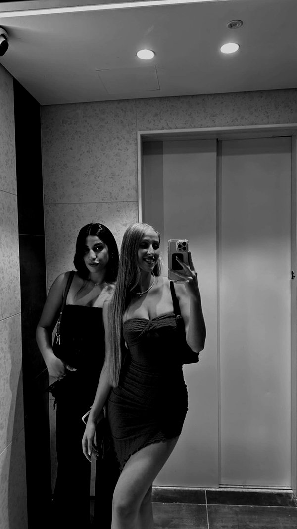 shani.zeltzer instagram image archive image
