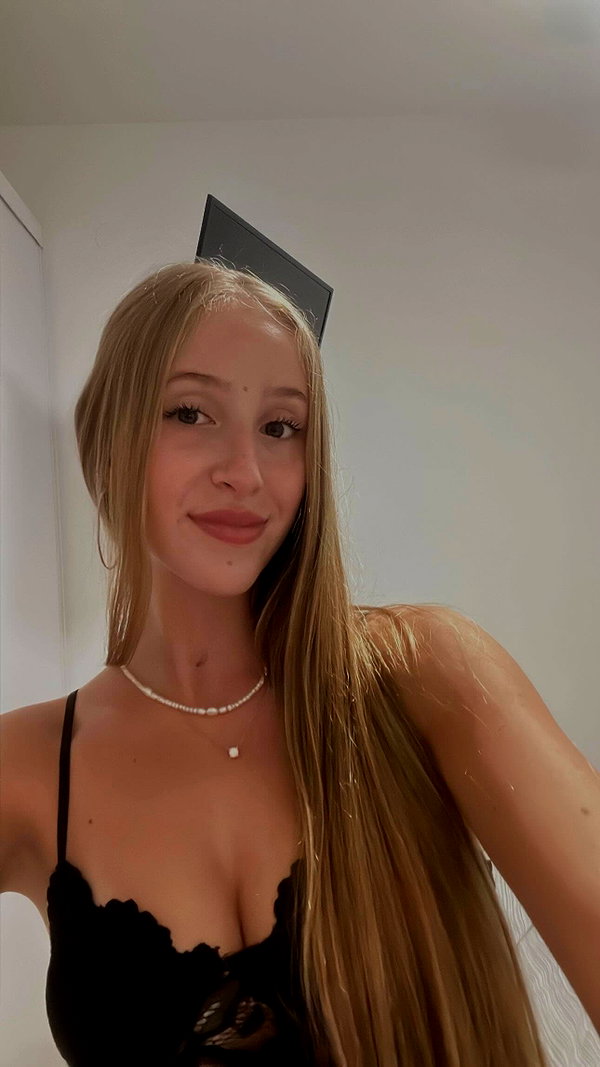 shani.zeltzer instagram image archive image