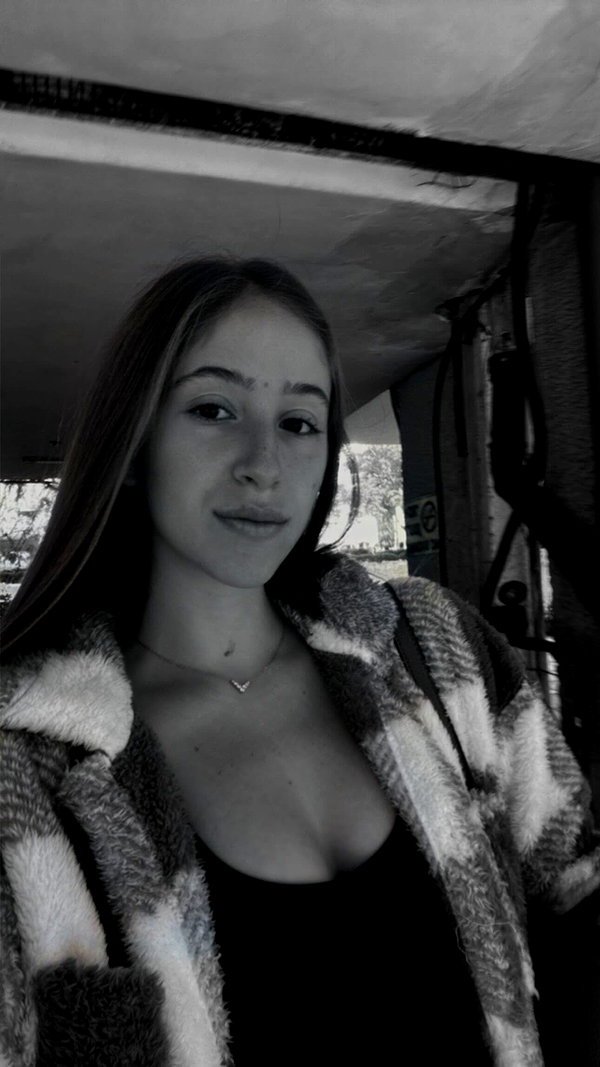 shani.zeltzer instagram image archive image