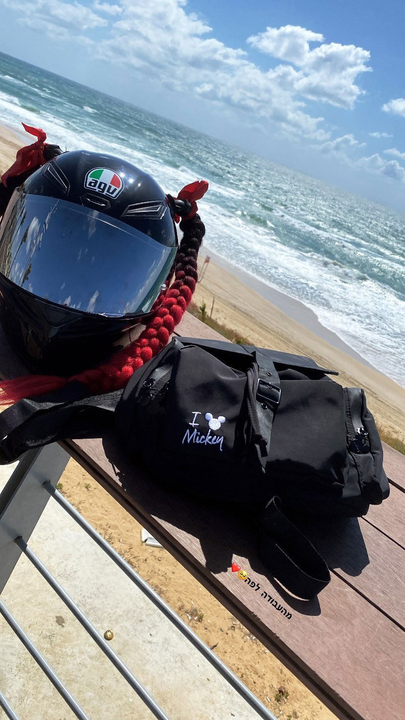 shanidahan7 instagram image archive image