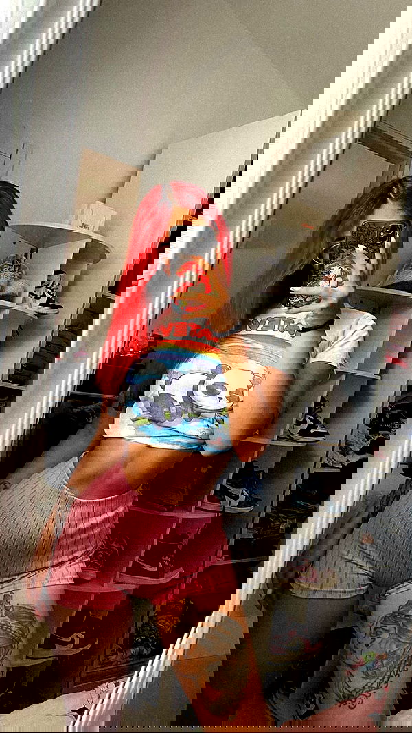 shanidahan7 image ~ Altpins