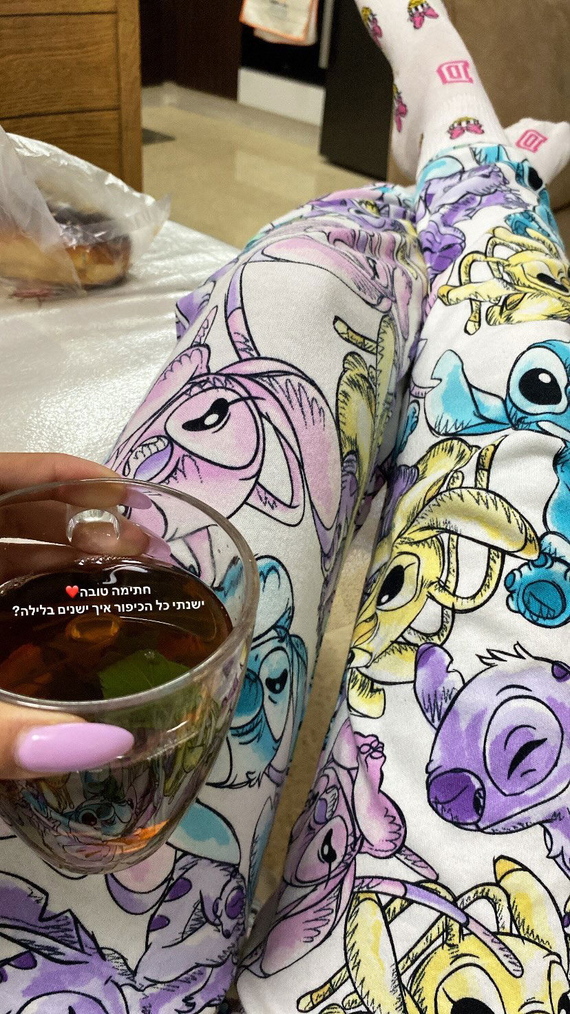 shanidahan7 instagram image archive image