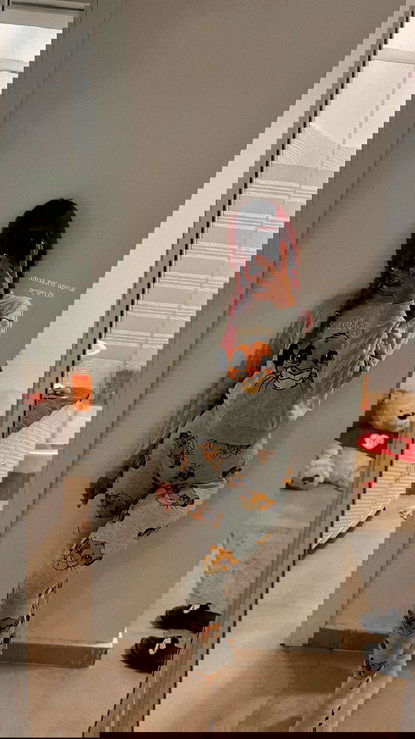 shanidahan7 image ~ Altpins