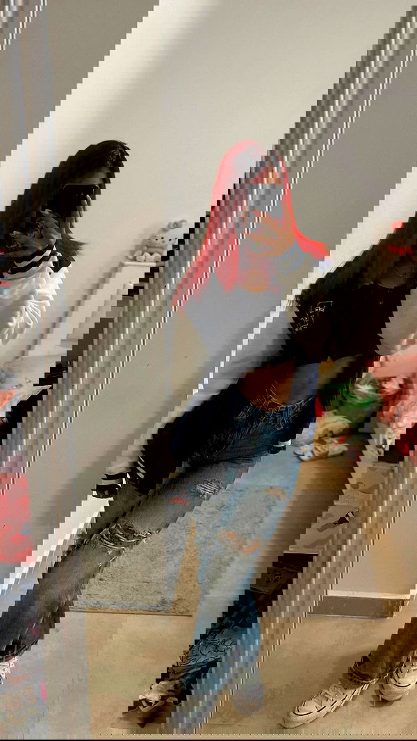 shanidahan7 image ~ Altpins