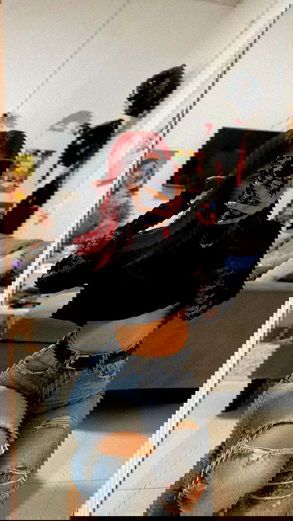 shanidahan7 image ~ Altpins