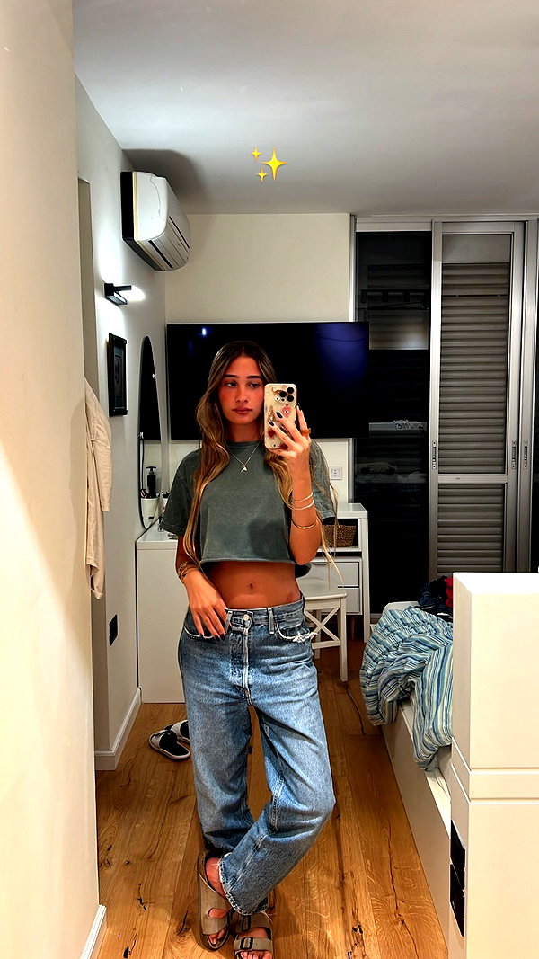 shellydekel instagram image archive image