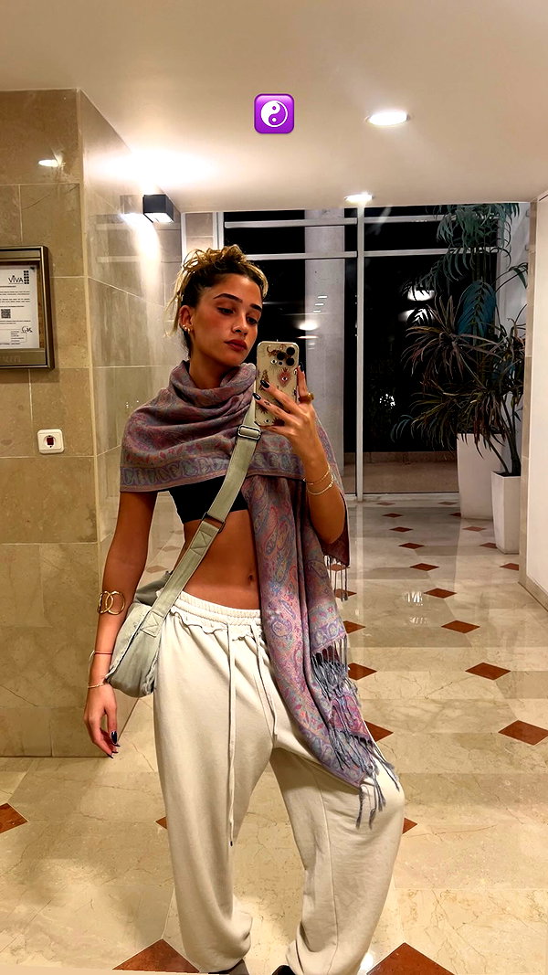 shellydekel instagram image archive image