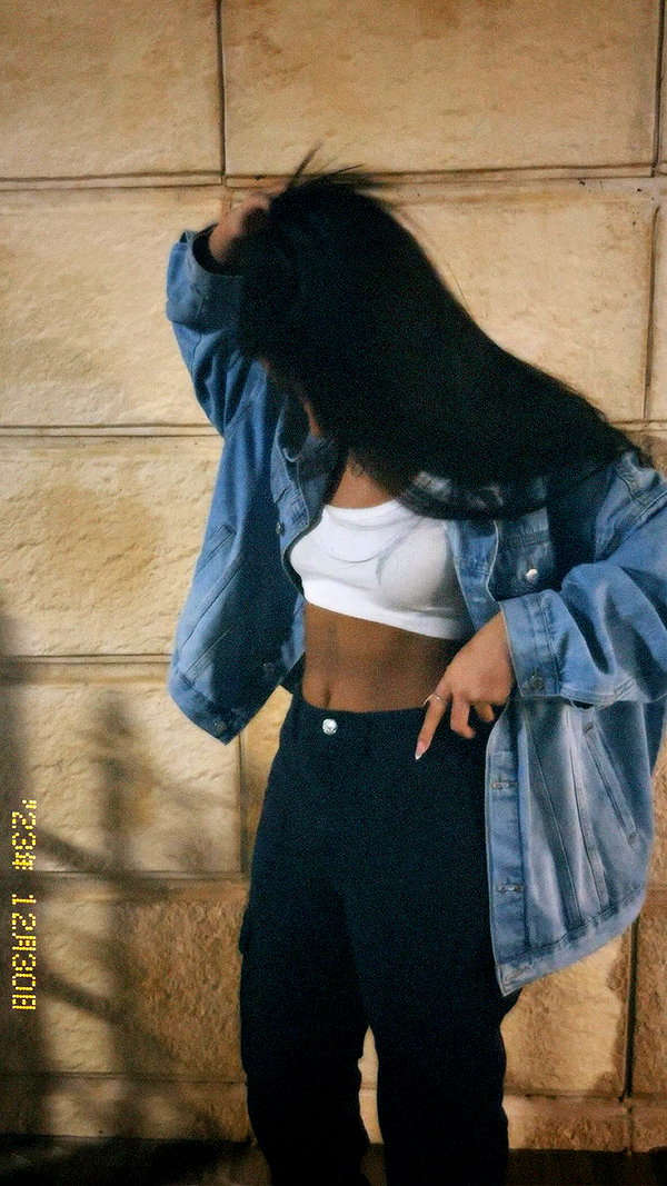 shilatlazmiii instagram image archive image