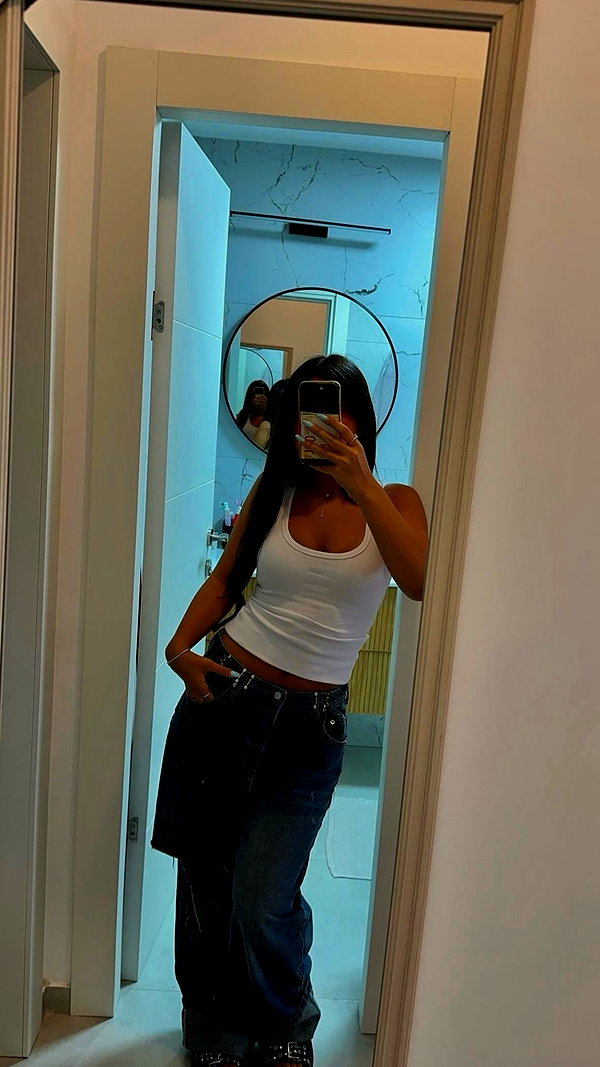 shilatlazmiii instagram image archive image