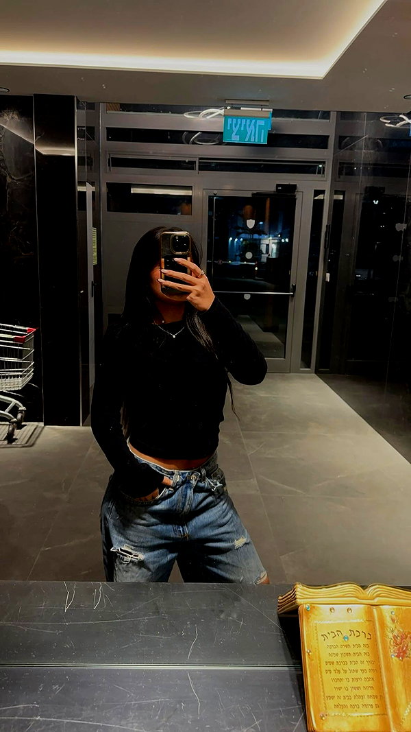 shilatlazmiii instagram image archive image