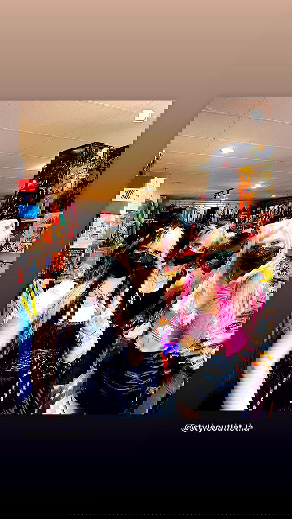 silkton image ~ Altpins