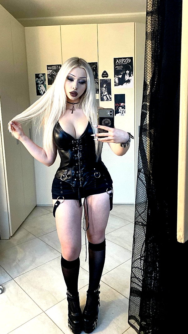 sind0ll instagram image archive image