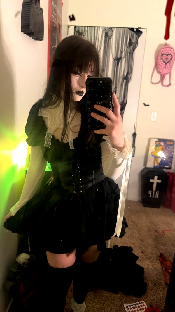 skyyy_babyyy3 instagram image archive image