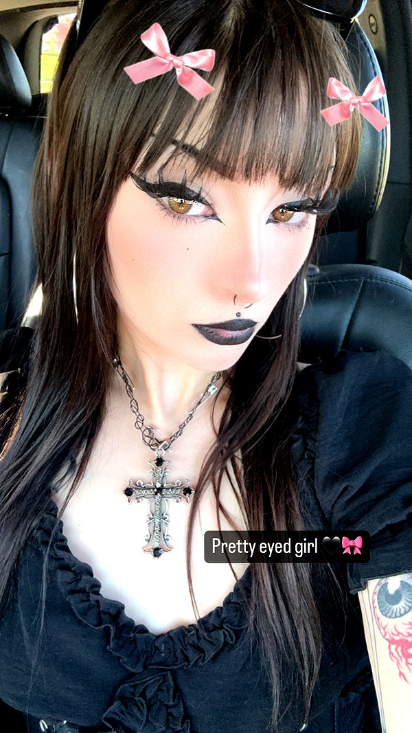 skyyy_babyyy3 instagram image archive image