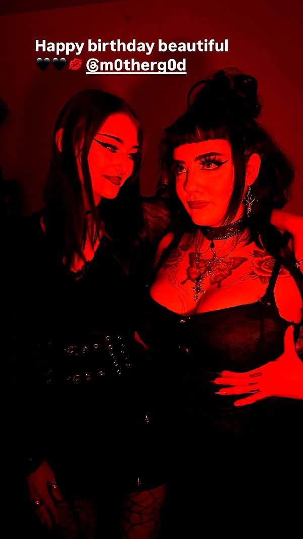 skyyy_babyyy3 instagram image archive image