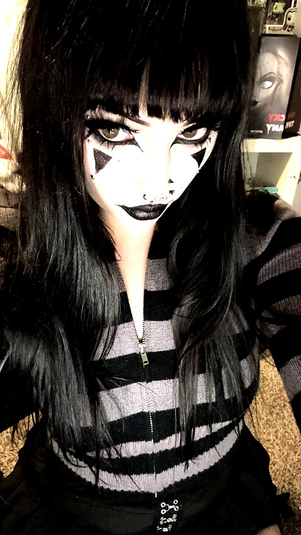 skyyy_babyyy3 instagram image archive image