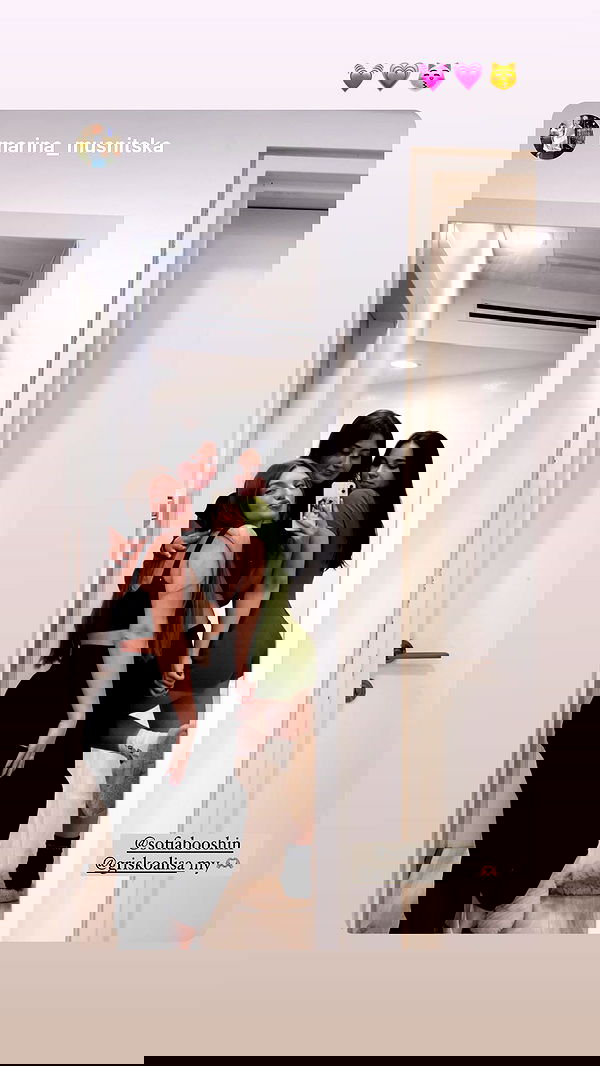 sofiabooshin sofiabooshin archive image