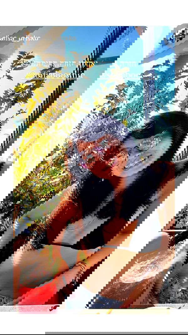 sofiabooshin sofiabooshin archive image