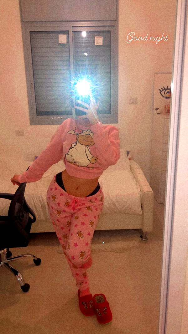 sonia.v._ instagram image archive image